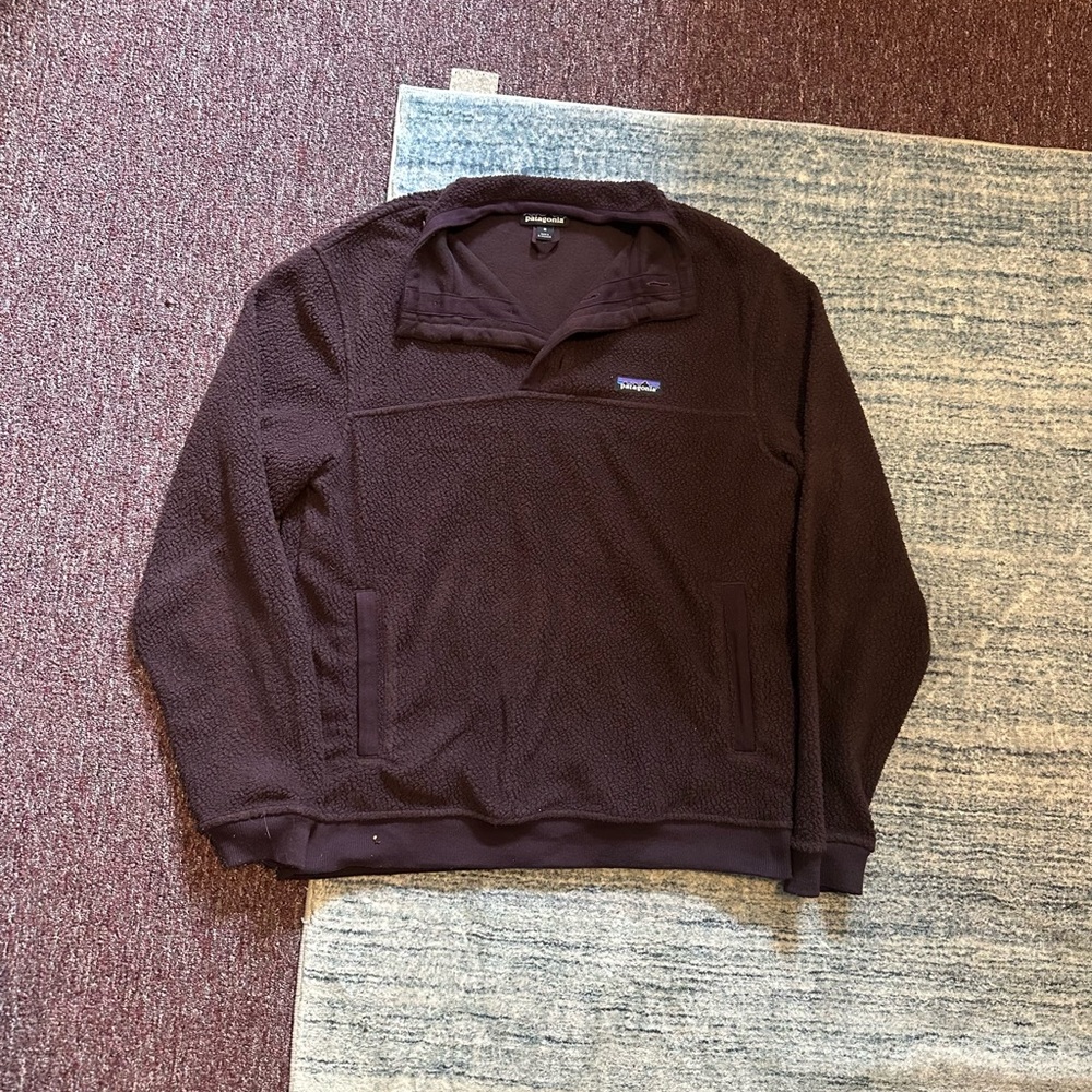 Patagonia Purple button-up fleece
